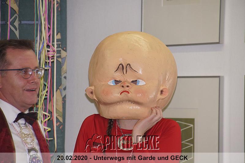 296.jpg