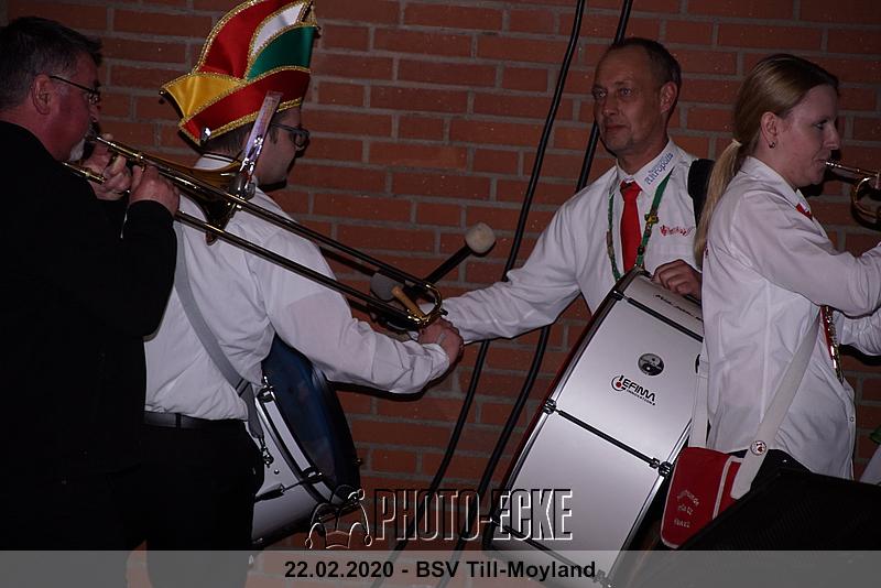 082.jpg