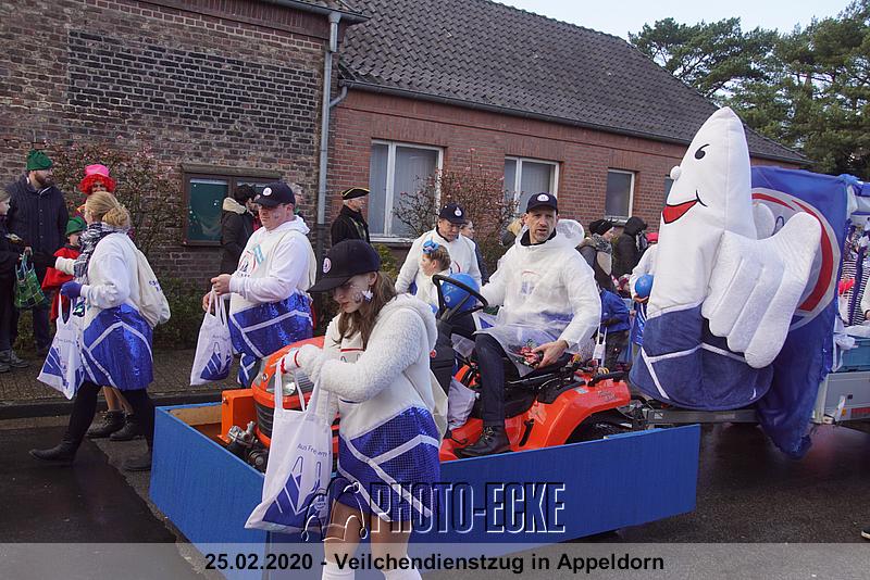 059.jpg